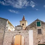 Отель Miran 3*