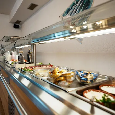 Ξενοδοχείο Miran