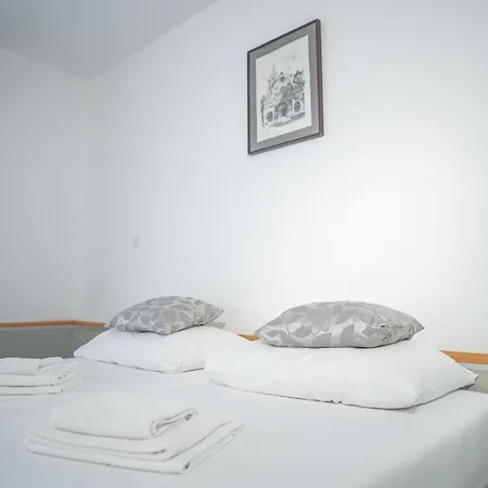 Hotel Miran Pirovac