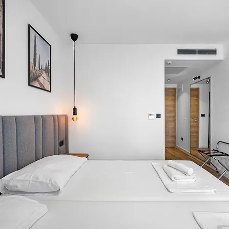 Ξενοδοχείο Miran