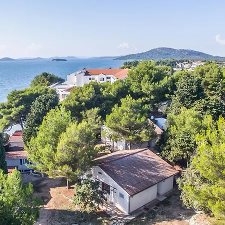 Ξενοδοχείο Miran 3*